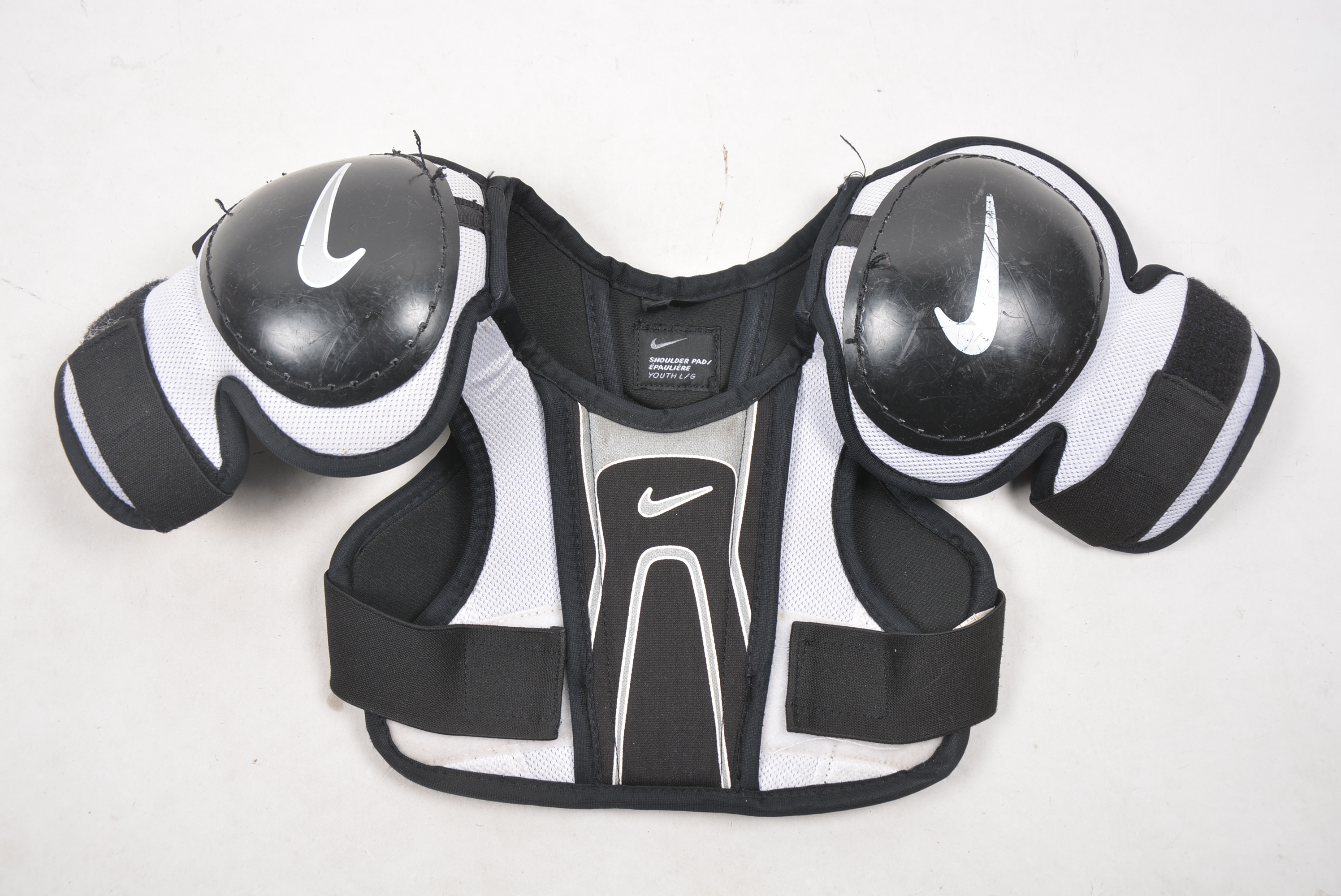 nike football shoulder pads