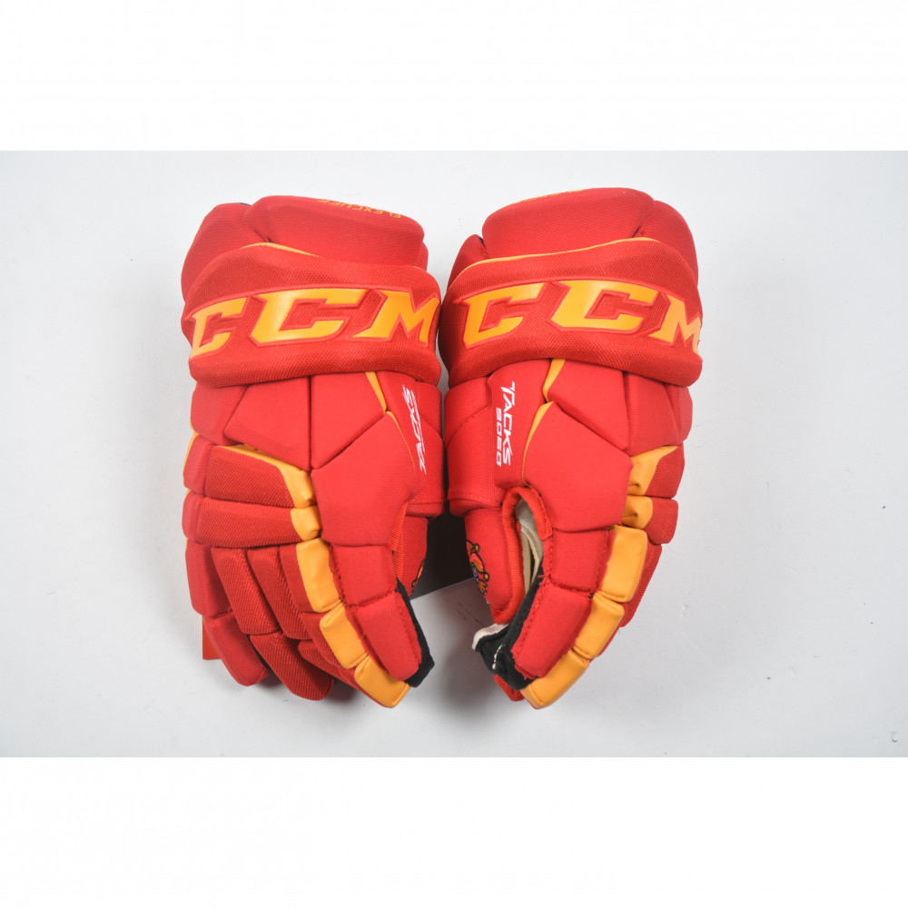 CCM 9060 Tacks gloves