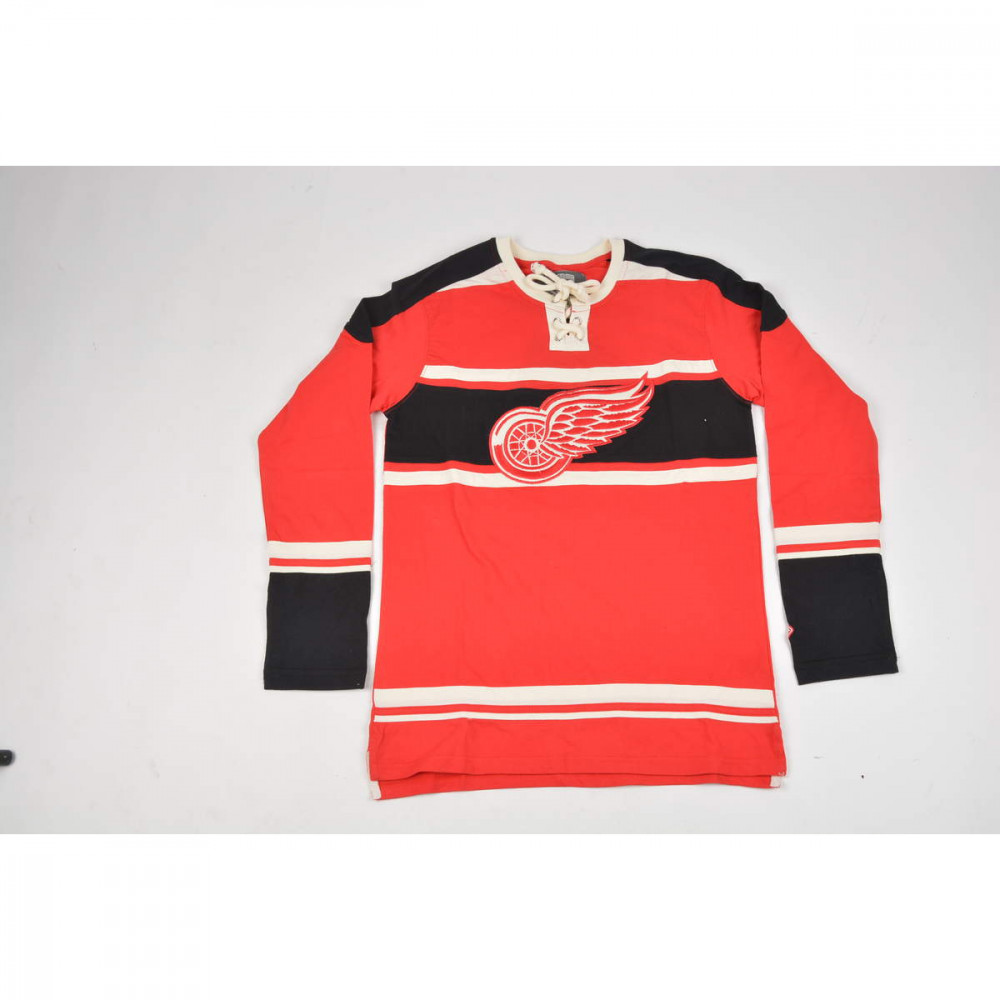 Detroid Red Wings shirt 