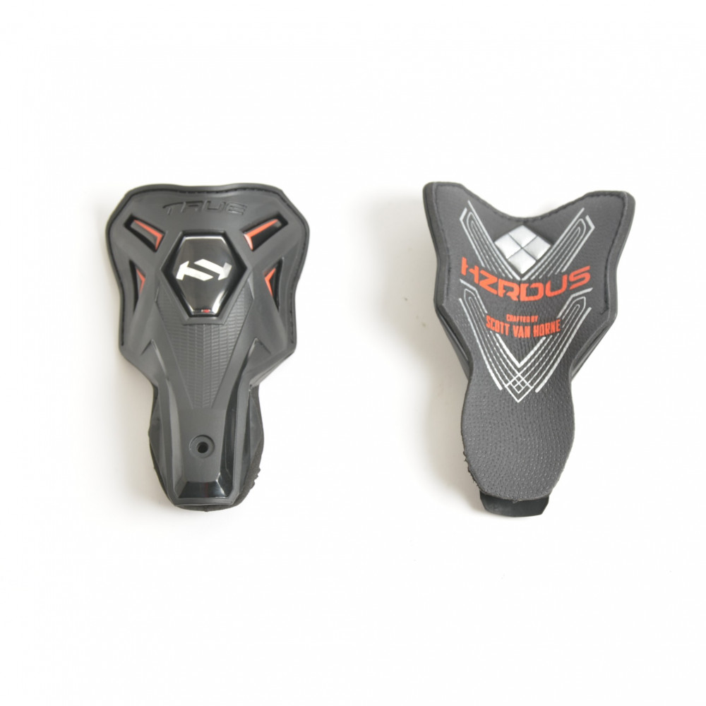 TRUE HZARDUS/TF skate tendon guards JR (pair) 