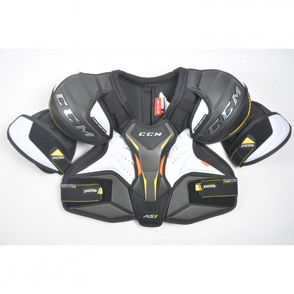 ccm super tacks as1 shoulder pads