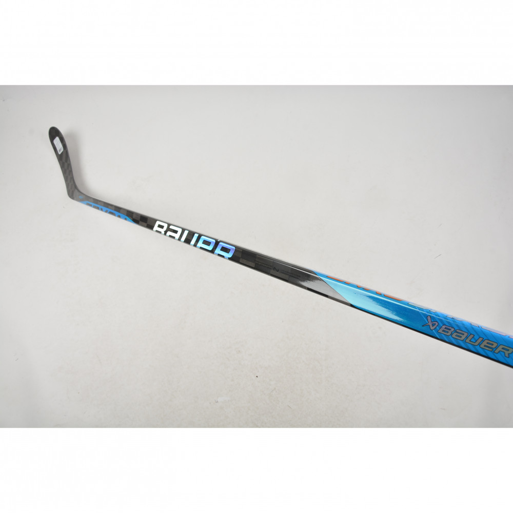 Bauer S22 Nexus Sync P92 stick 