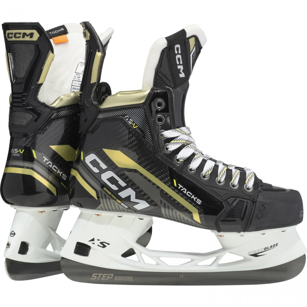 CCM Tacks AS-V PRO SR skates + 2 pair blades
