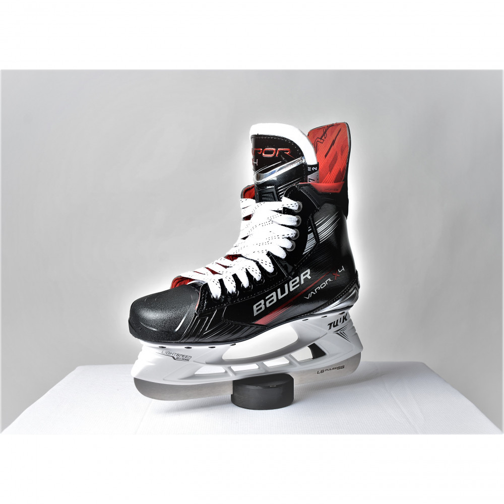 Bauer Vapor X4 Skates INT