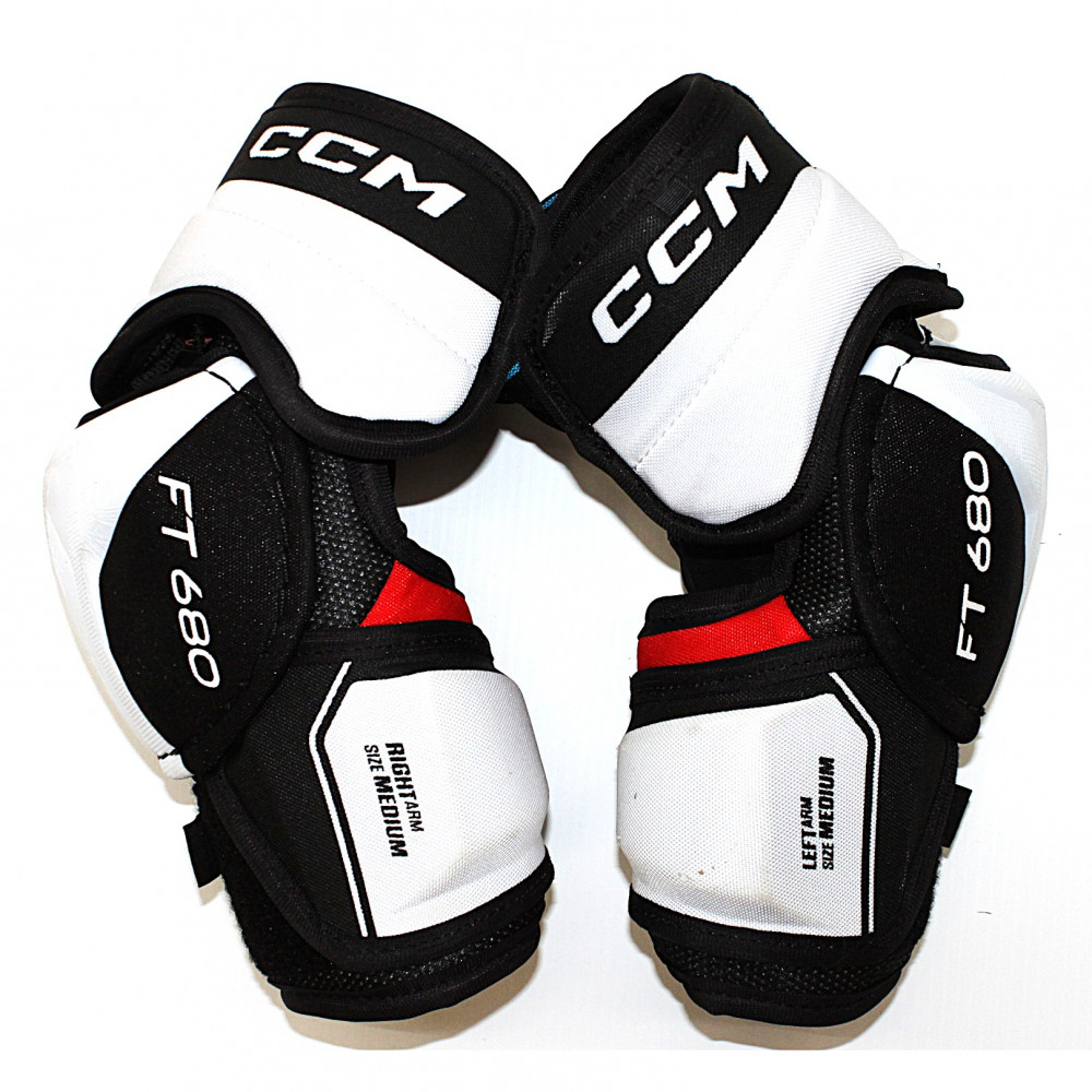 CCM JETSPEED FT680 KYYNÄRSUOJAT SR-M