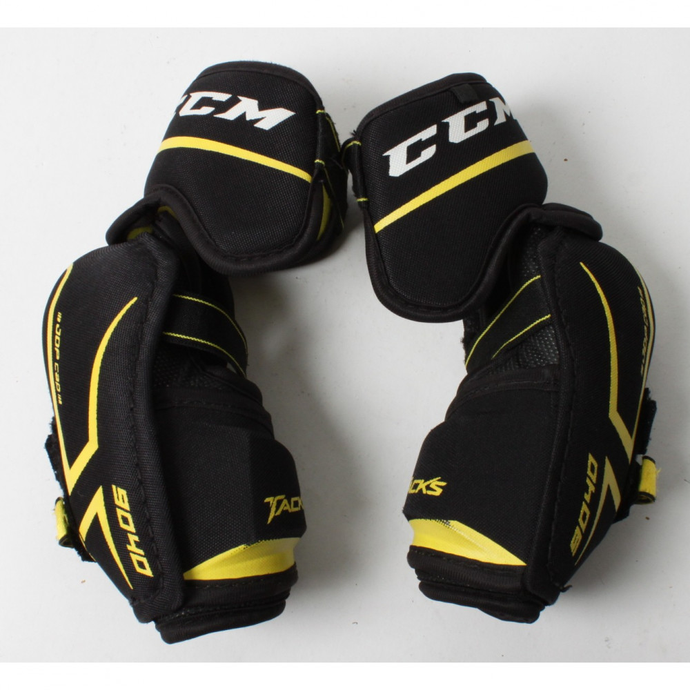 CCM TACKS 9040 KYYNÄRSUOJAT JR-L