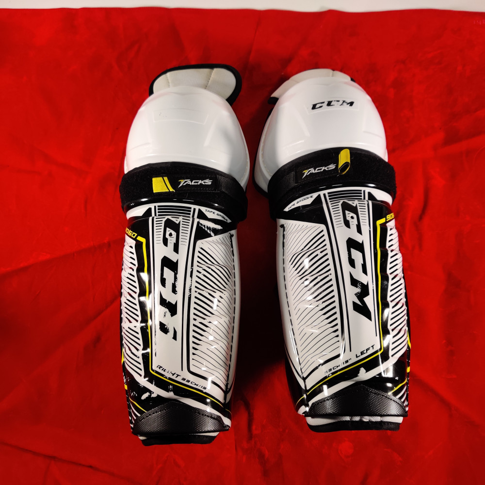 CCM Tacks 9060 shin guard 13" Kiekkobussi Kierrätä ja säästä