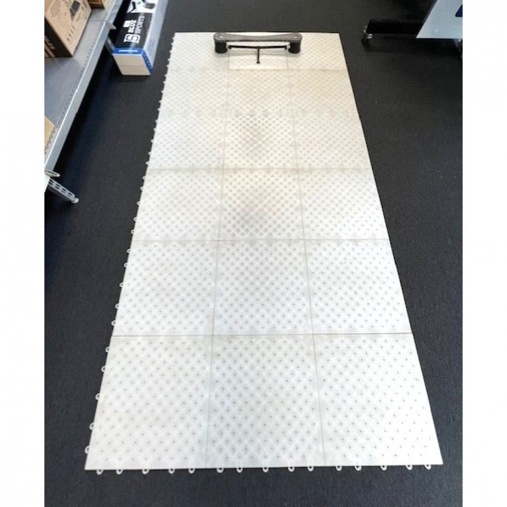 LAUKAISUALUSTA+SYÖTTÖSEINÄ 210cm x 105cm
