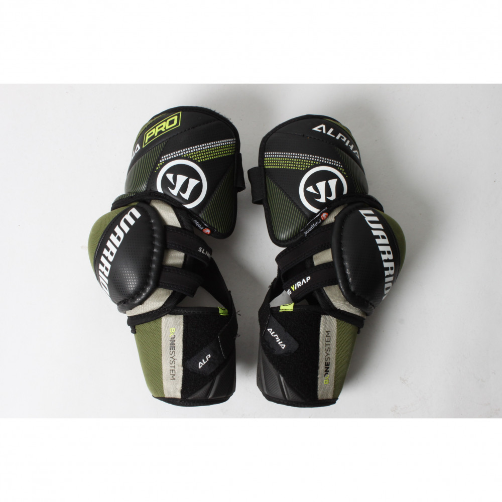 WARRIOR ALPHA PRO KYYNÄRSUOJAT SR-M