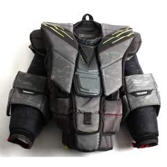 BAUER VAPOR HYPERLITE RINTAPANSSARI SR-XL