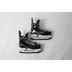 CCM SUPER TACKS AS1 LUISTIMET 39 / 5.5 EE
